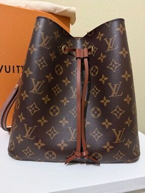 Louis Vuitton Handbag